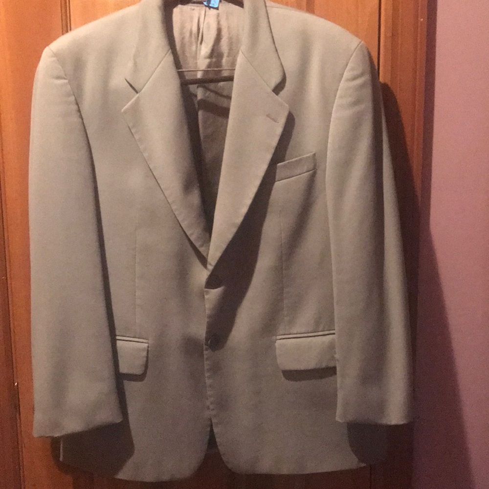 Men’s suit